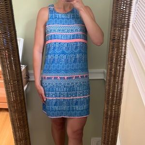 Fun summer dress with zip up the back